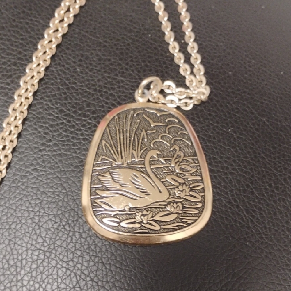 Jewels By Rio Swan Medallion Mint Condition